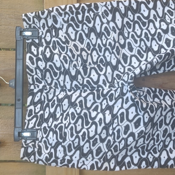 J. McLaughlin Retro Straight Leg Pants - Picture 6 of 9